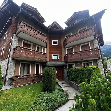 Appartamento Incantevole Con Box E Ski Room, Wi-Fi, Bormio Exterior foto